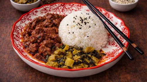 Dél-kínai párolt marhahús rizzsel / 清蒸牛肉配米饭